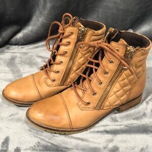 Aldo Tan Lace-Up Ankle Boots 7